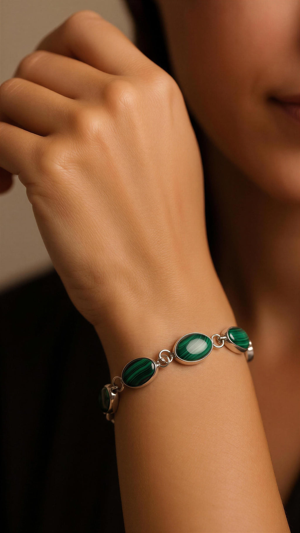 Pulsera de Malaquita natural.