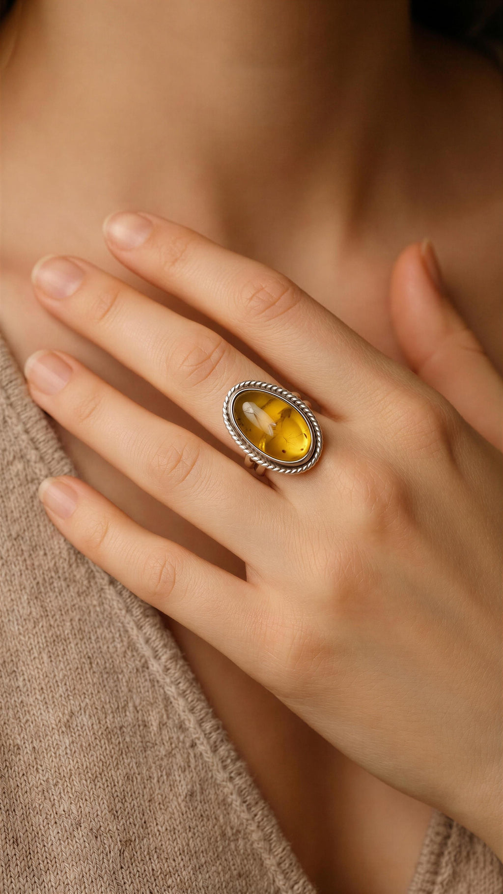 Anillo de Ámbar natural