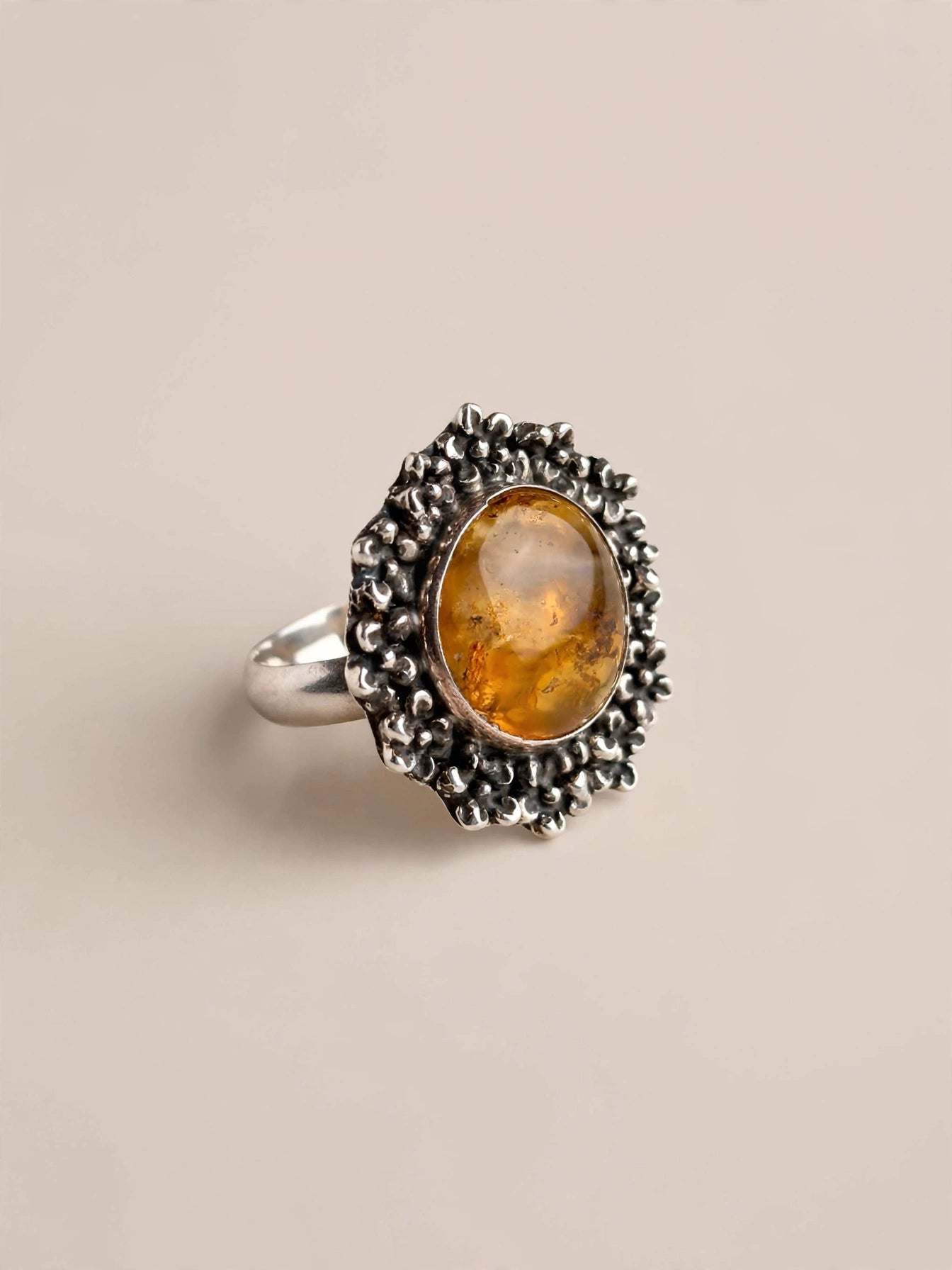 NATURAL AMBER ring