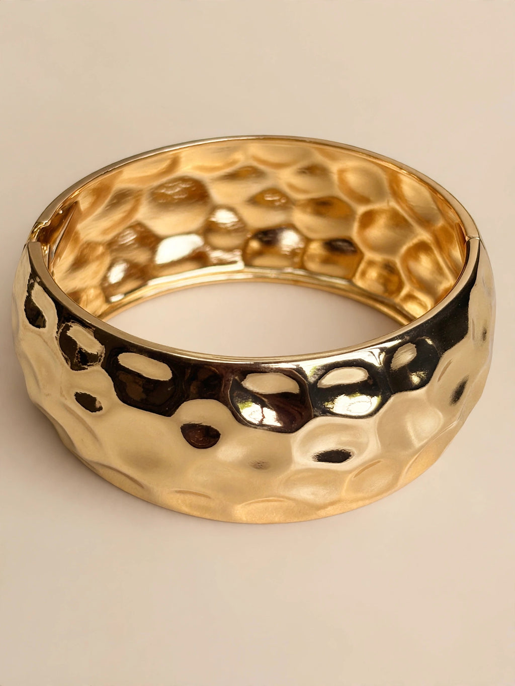 Brazalete MARTELÉ