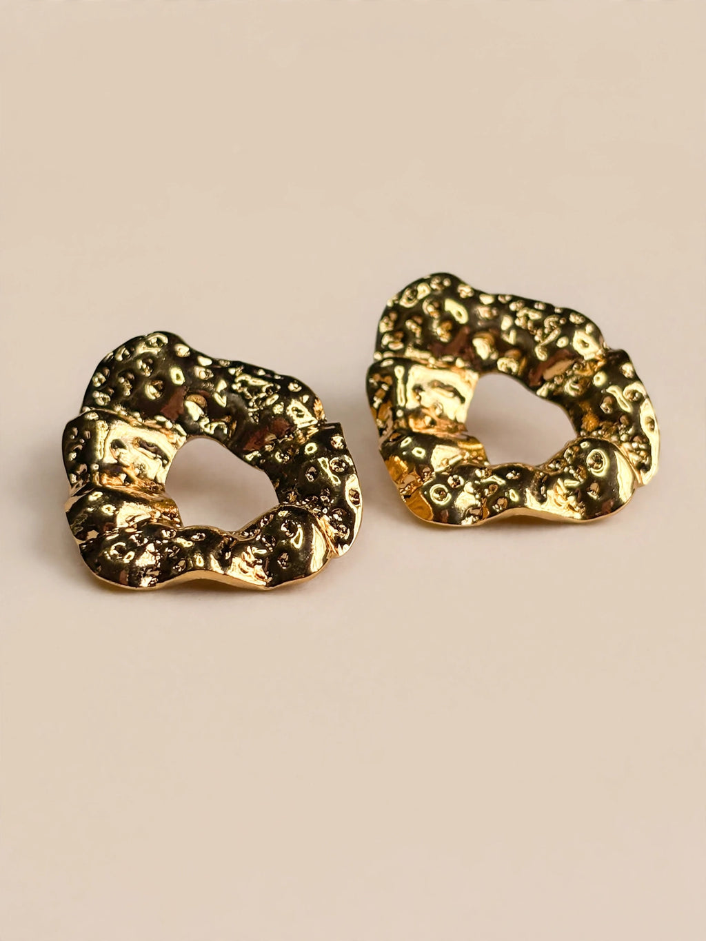 Aretes CRÁTER DORADO