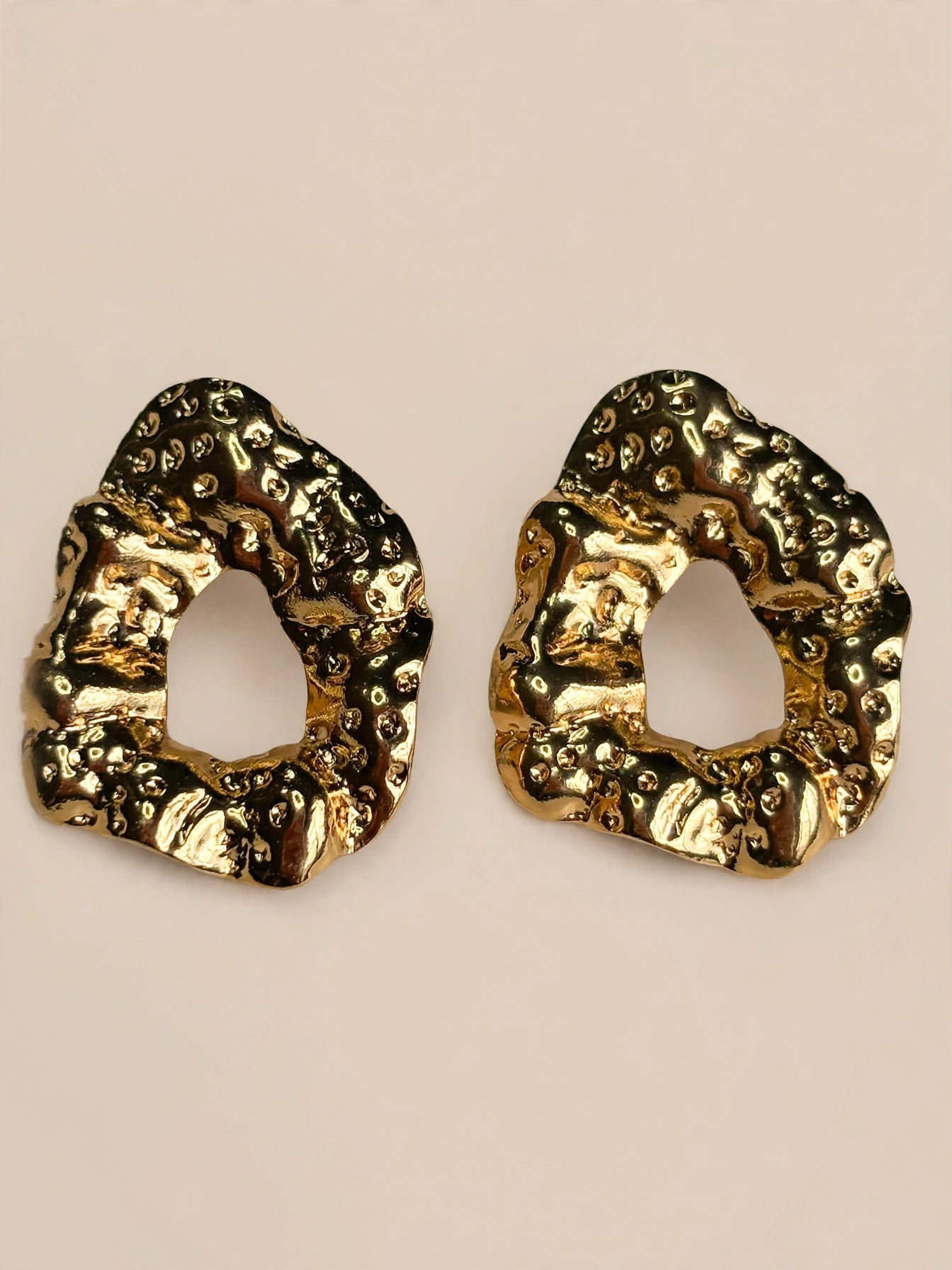 Aretes CRÁTER DORADO